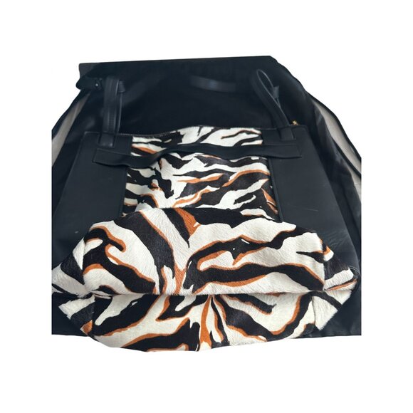 BALENCIAGA Limited Bergdorf Goodman 111th Aniv Zebra CalfHair Kendall Bucket Bag - Picture 8 of 16